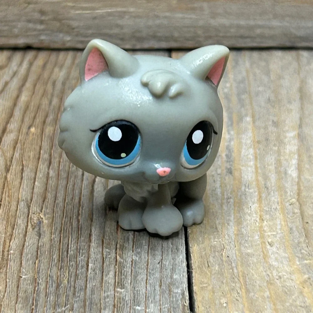 Littlest Pet Shop‎ LPS #66 Gray Kitty with Blue Eyes